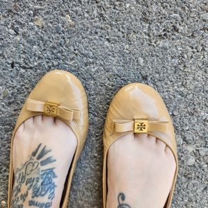 SALE!!! Tory burch flats